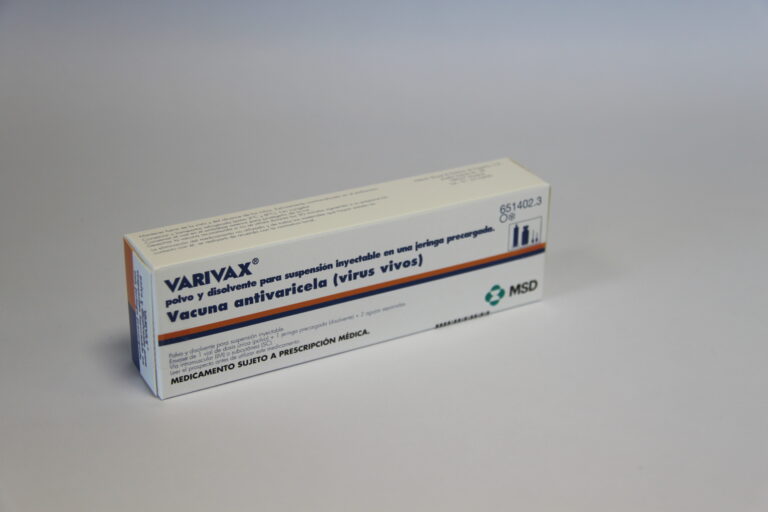 Varivax: Ficha Técnica, Polvo y Disolvente para Suspensión Inyectable en Jeringa Precargada